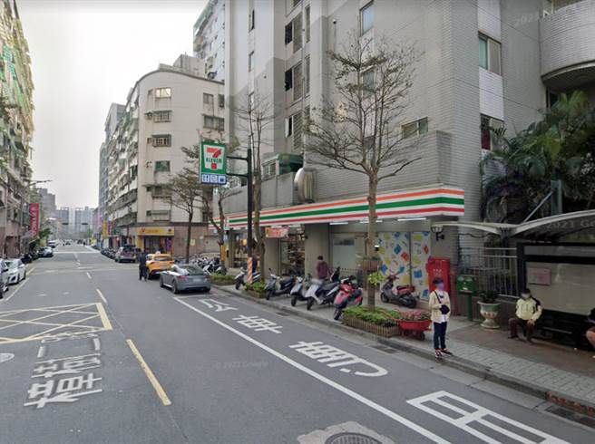 汐止的樟树二路，近来有第4间超商进驻，成为「超商一条街」。（翻摄Google Map）