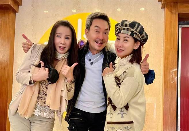 林美照、楊懷民、石惠君時隔20年再聚首。（台灣戲曲學院提供）