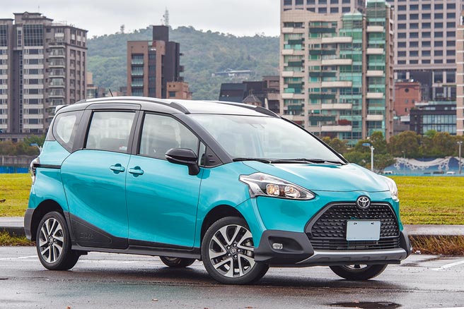 10.TOYOTA SIENTA（陈大任摄）