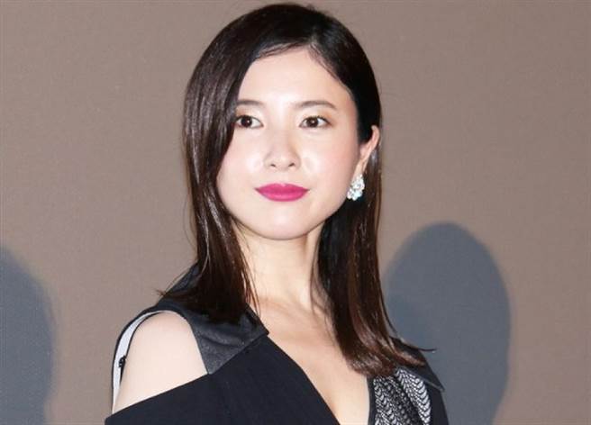 大仓忠义曾和吉高由里子论及婚嫁。(图/翻摄自微博)