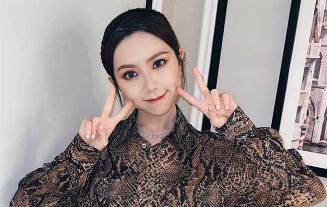 鄧紫棋進入閉關期，暫時不會露面。（圖／FB@鄧紫棋）