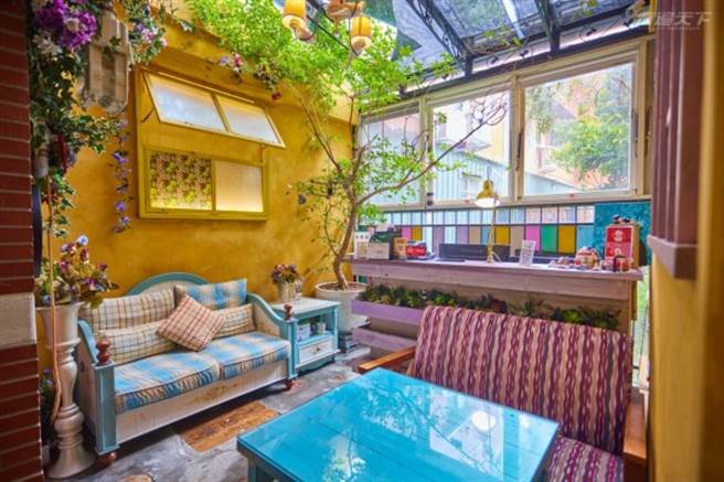 大胆而细腻的色彩运用，让人用餐时心情愉悦。(图/行遍天下)