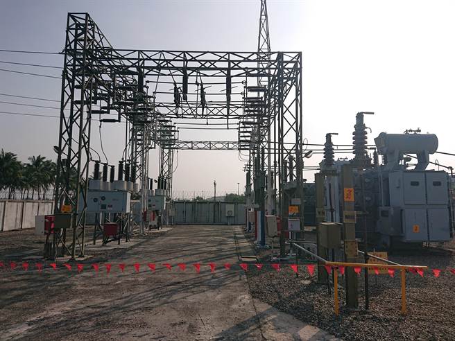 台铁电气化设备(台铁提供)