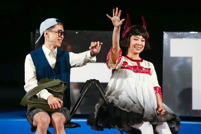 北藝中心11日舉辦試營運記者會，圖為現場表演節目之一，刺點創作工坊的《誰偷走了我的字？》。（鄧博仁攝）