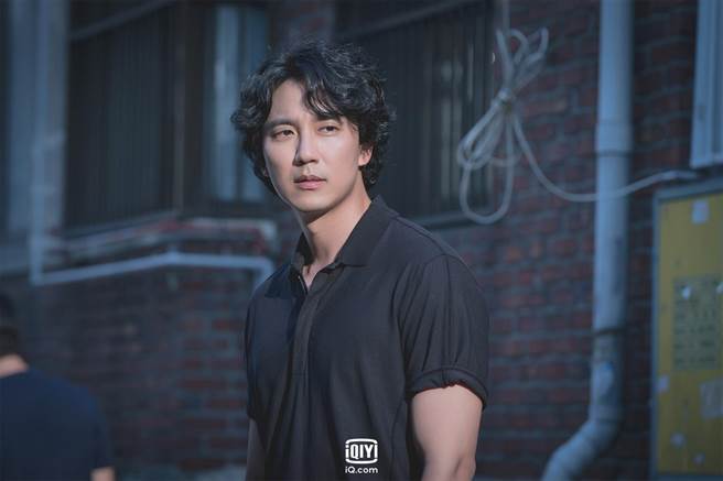 金南佶饰演犯罪行动分析组侧写师宋河英。（爱奇艺国际站提供）