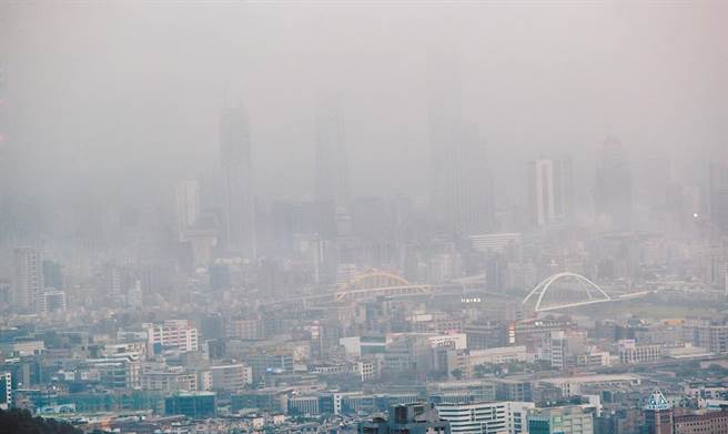空污大軍一路南下又冷又髒PM2.5濃度罕見飆高- 生活- 中時新聞網