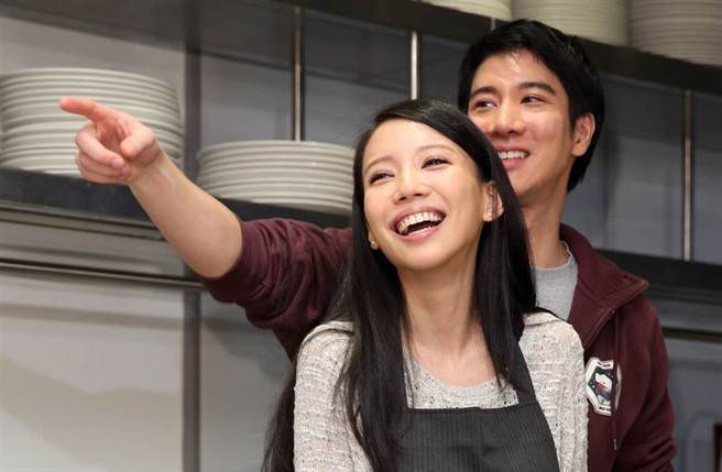 王力宏與李靚蕾婚變風波停歇三周後，傳出前者帶陌生人試圖硬闖家門，因而再度延燒。(圖／資料照)