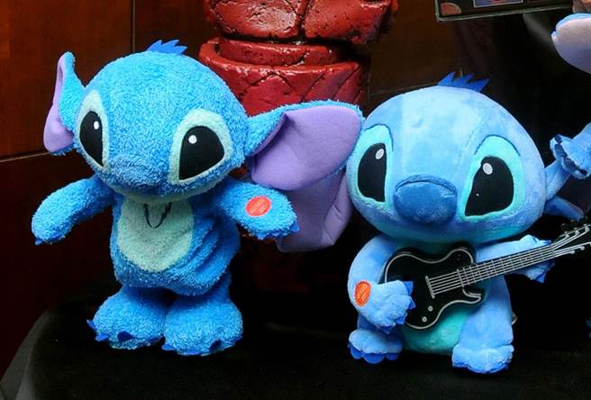 迪士尼動畫「星際寶貝」角色史迪奇深受大人小孩的喜愛。（中時資料照 粘耿豪攝）