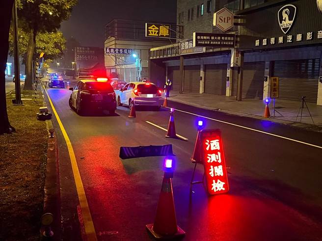 台中市警察局12日擴大執行取締酒後駕車專案勤務，警方動員警力達655人。（台中市警察局提供／張妍溱台中傳真）