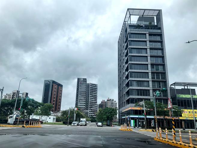 桃园市桃园区2021年买卖移转栋数以1万1686件成为最卖座行政区。(资料照)
