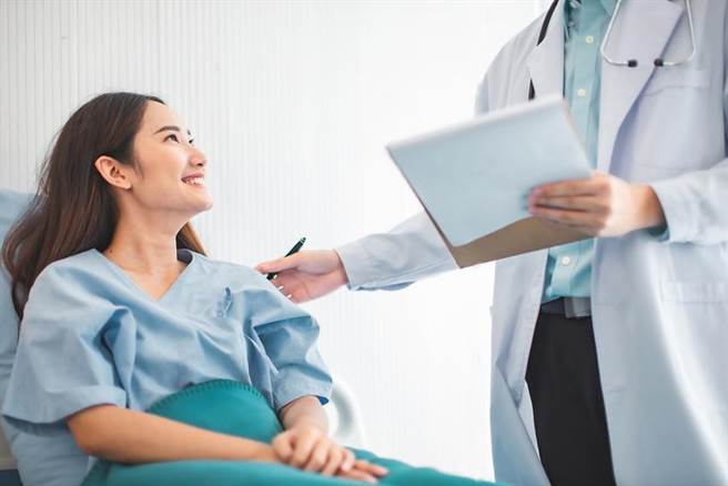 投保医疗险要先求三保及三点不漏。图／本报资料照片
