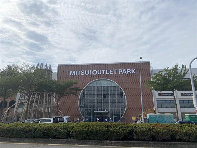 台南三井OUTLET预计2月中旬试营运，2月25日盛大开幕。(曹婷婷摄)