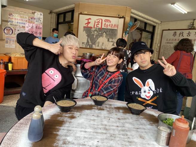 米可白自曝从小就想当明星。（TVBS提供）