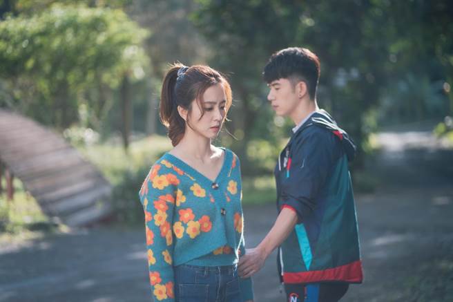 纪言恺鼓起勇起告白却被见周晓涵婉拒。（TVBS提供）