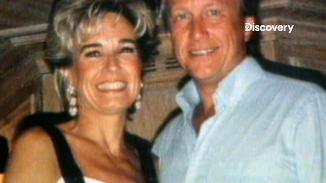 宝菈弗兰奇（左）是莫里奇奥古驰与派翠西亚婚姻的第3者。（Discovery提供）