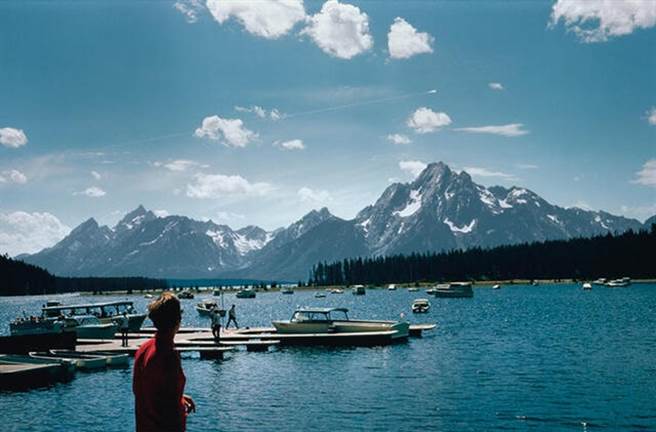 1972年8月10日的「白日大火球」，是一起穿入大氣層而沒有撞擊地球的事件。(圖/NASA)