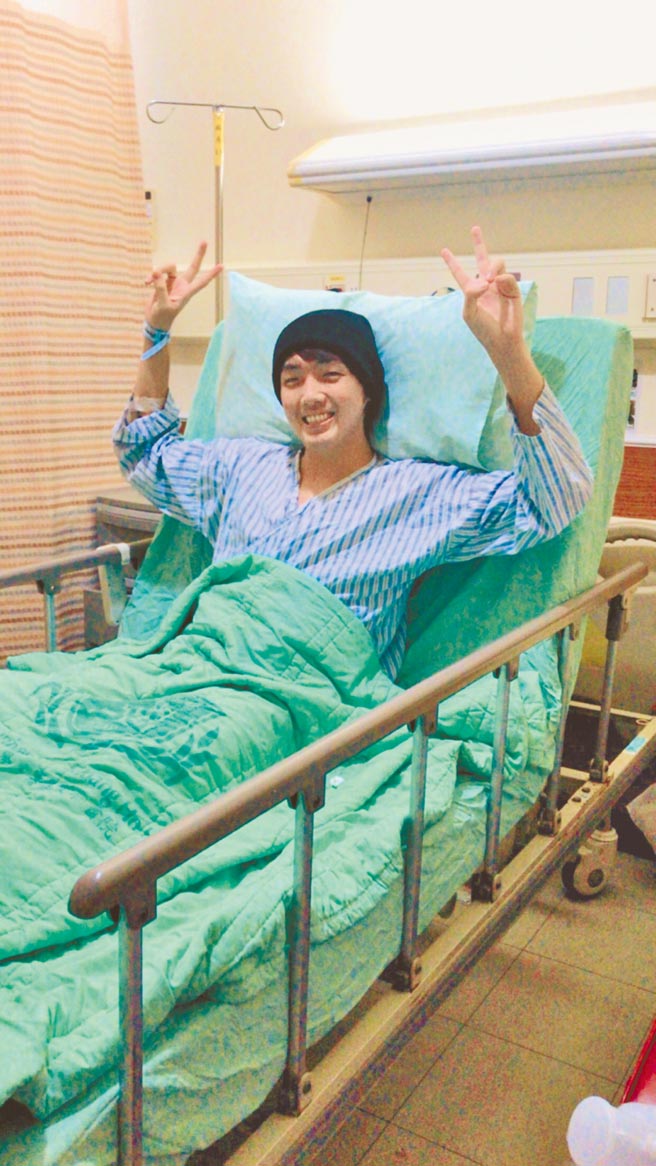 「B.T.O.D」團員張龍日前入院開刀治療膝蓋舊傷，手術順利完成，已返家休養。（寬寬整合行銷提供）