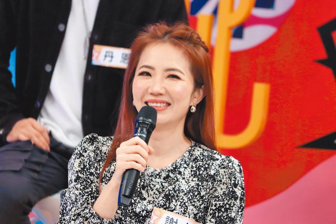 谢忻热爱旅游，曾在国外遇到不少惊险状况。（中天综合台提供）