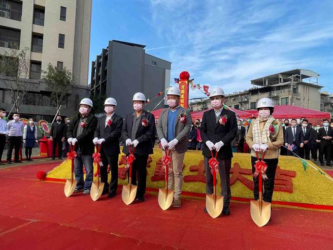 浤圃建設八卦案位於愛河上游84期重劃區，今日舉辦動土。（柯宗緯攝）