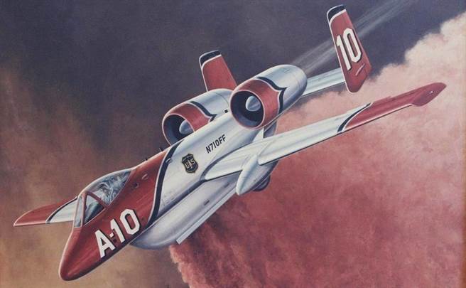 美國消防航空隊所設想的消防型A-10，機腹加裝大型吊艙，安裝大量的阻燃劑。(圖/theaviationgeekclub)