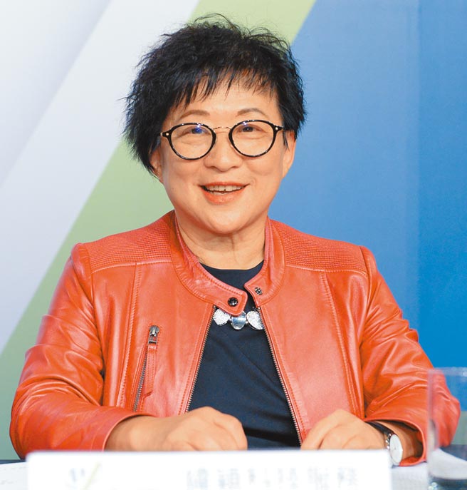 緯穎副董事長暨執行長洪麗甯12日出席「英特爾邊緣到雲端技術產業論壇」。圖／翁毓嵐