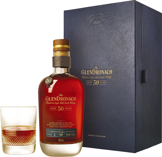 再现近两百年雪莉桶专家，深厚底蕴登峰造极隽永之作「格兰多纳50年单一麦芽威士忌」台湾领先全球首发，限量鑑赏5瓶，每瓶皆手工标示、拥有独立编号，建议售价80万元。图／业者提供