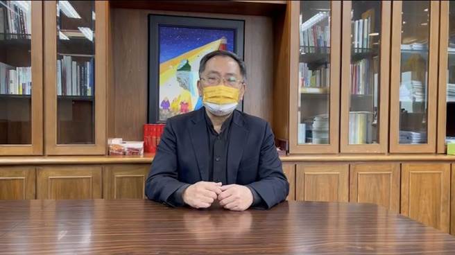 北市副市長蔡炳坤表示，今天提供總預約量8萬4099劑，才15分鐘，預約完成4萬3696，30分鐘，有6萬1059人完成預約，預約率達7成以上，相當踴躍。（北市府提供／游念育台北傳真）