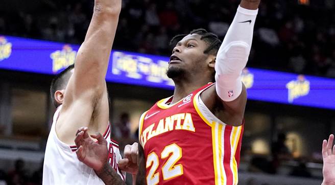 老鹰与尼克启动交易(美联社资料照)