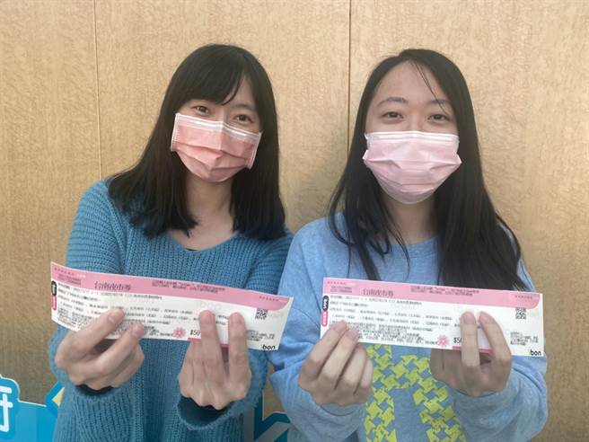 台南市政府加碼推出「台南夜市券」，歡迎全台旅客前來台南住宿迺夜市。（市府提供／洪榮志台南傳真）