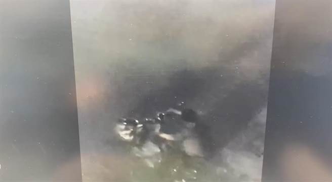 柯嫌行竊過程全被拍下。（翻攝照片／高雄洪靖宜傳真）