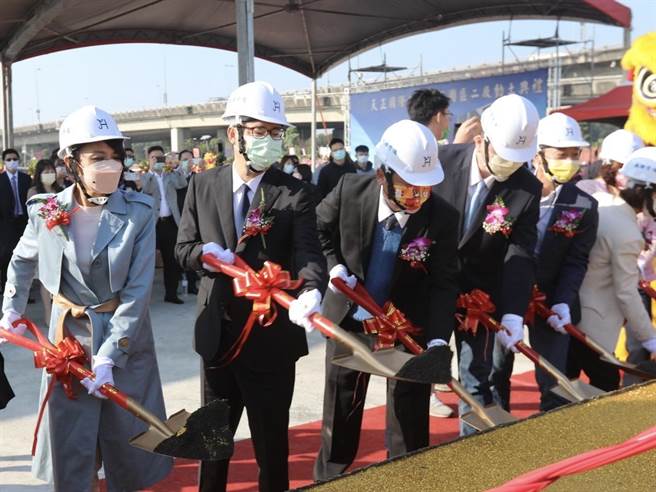 仁武产业园区首建厂天正精密工业厂房动土，可望年底完工投产。（林雅惠摄）