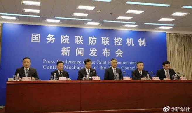 陆新冠疫苗接种人数超12亿人。取自新华社