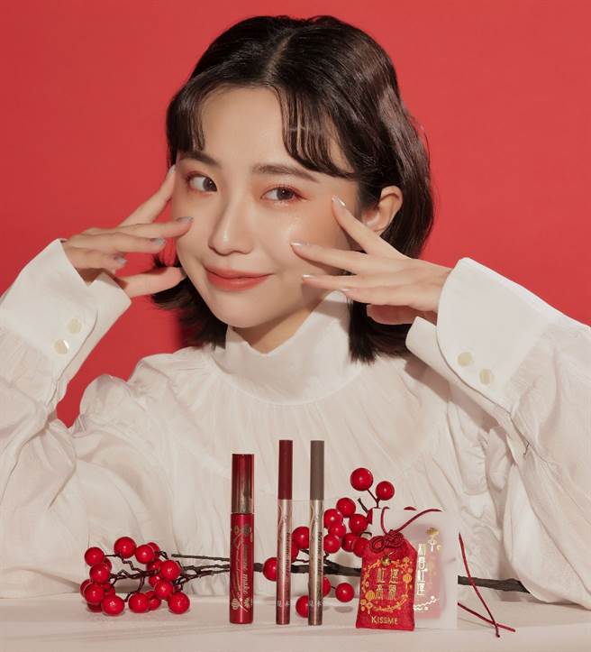 KISSME新春限定开运系列。（邱映慈摄）