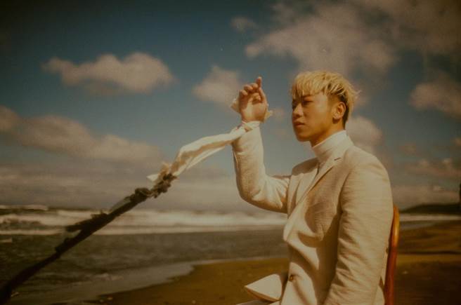 小赖近来推出新歌，用心唱出内心世界。（日向创意提供）