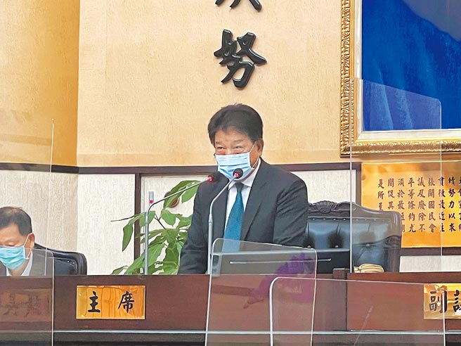 台南市111年度总预算歷经1次定期会及2次临时会的审查，终于赶在14日临时会最后一天完成三读程序。（洪荣志摄）