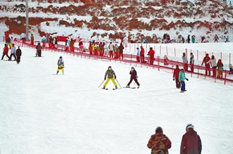 北京冬奧吹起滑雪風