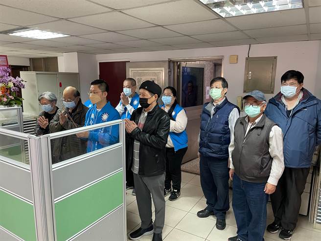 国民党智库副执行长黄心华宣布投入新北市议员第8选区（新店、深坑、石碇、 坪林、乌来）市议员初选，今（16日）在国民党新店党部旁成立竞选办公室。（叶书宏摄）