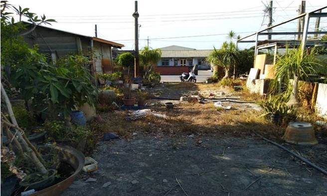 鹿场社区打造荒地变公园前的原貌。（云林县政府提供）