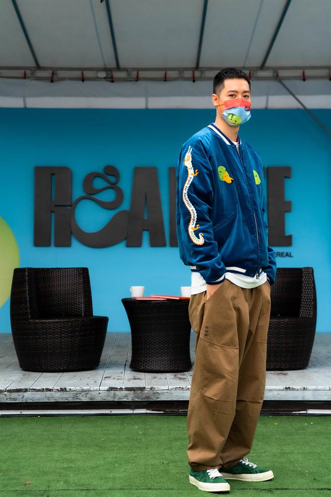 周汤豪今在Neo19举行签名会。（环球音乐提供）