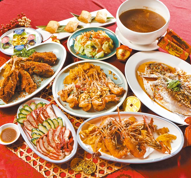 京站HEYAHH外带4人份年菜，推荐价3080元。（京站提供）