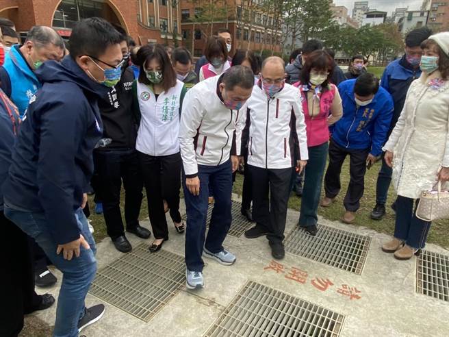 谈进口福岛食品　侯友宜：要以人民的健康为最高的原则（戴上容摄）