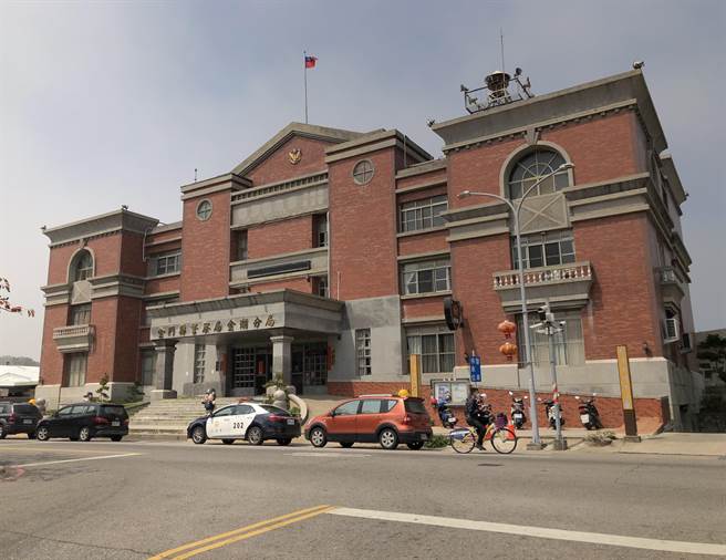 金湖分局呼吁，网路交友危险多，对于未曾谋面、认识不深的网友，一定要保持戒心。（李金生摄）