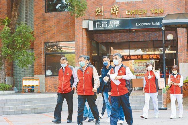 台北市1月15日啟動劍潭青年活動中心作為加強版防疫專責旅館，提供234張床位，不過卻傳出中華民國觀光導遊協會安排上百名導遊在活動中心上課，讓學員很憂心。（本報資料照片）