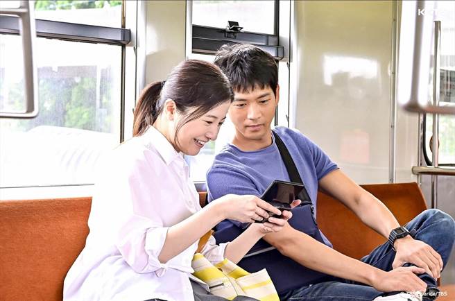 KKTV 第3届K剧大赏-日剧赏观眾票选「年度最佳人气日剧」由《最爱》获得。(KKTV提供)