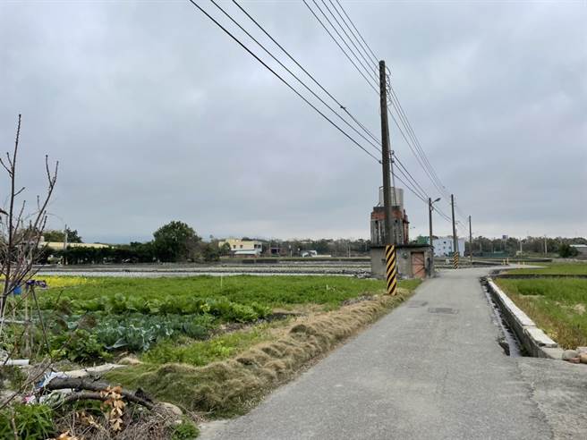 台中市大甲区幸福里东明路及长安路多有无装设自来水用户。（陈淑娥摄）