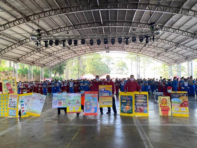 台南市政府消防局大內分隊表示，盼藉由此次宣導活動，讓正確的避難知識變得淺顯易懂，普及大眾，避免更多憾事發生。（台南市消防局第四大隊提供／張毓翎台南傳真）