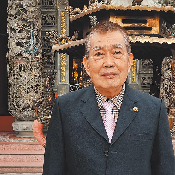 家住前镇区、从事合板制造的蔡明取。（袁庭尧摄）