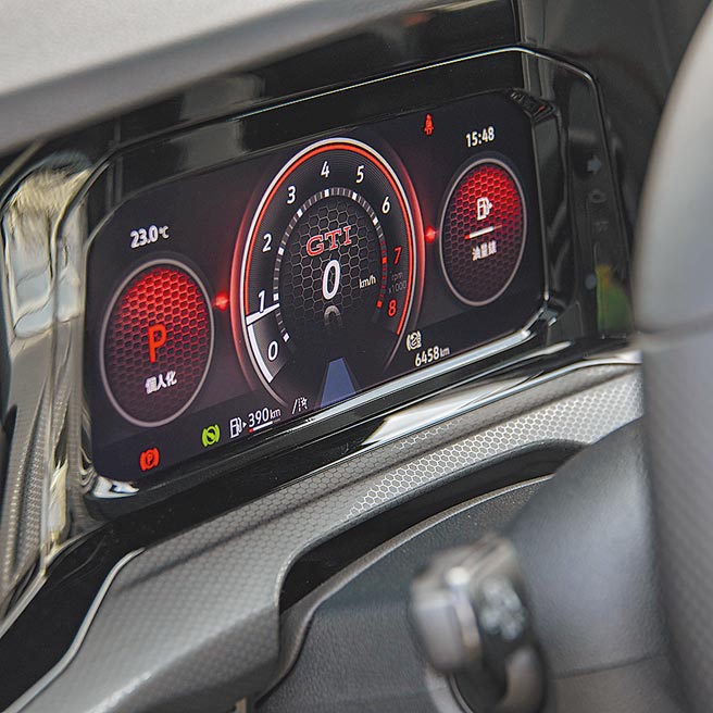 Golf 8 GTI专属仪表。（陈大任摄）