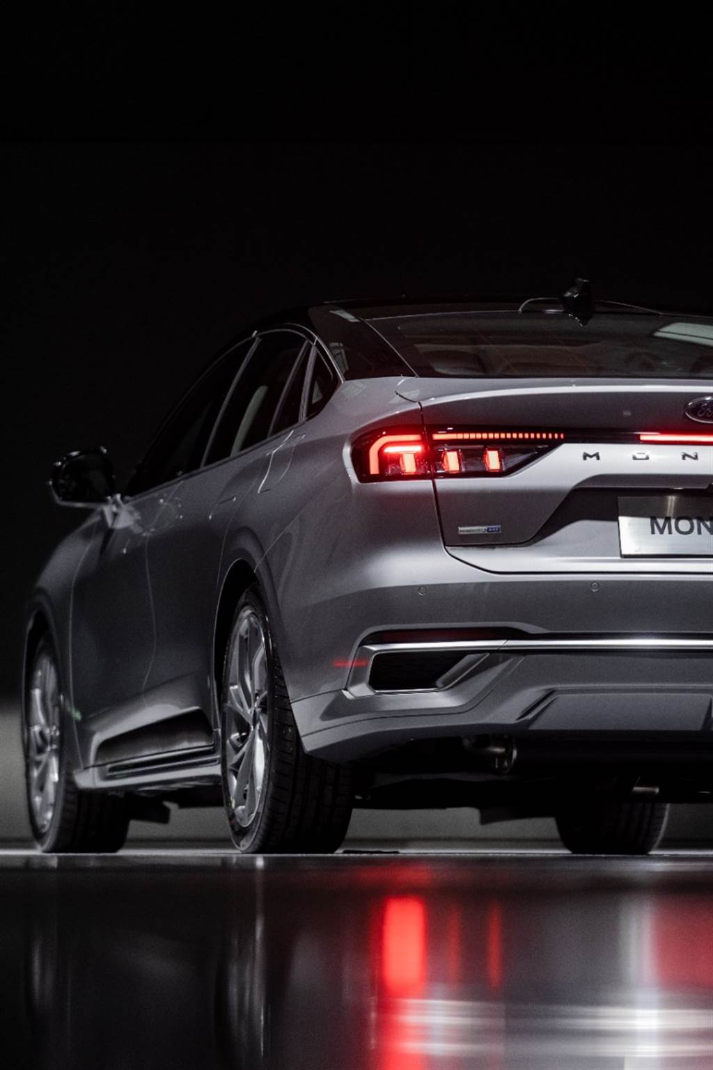 由福特中國團隊主導，長安福特 Ford Mondeo 全新一代中國專用車型正式亮相！(圖/CarStuff)
