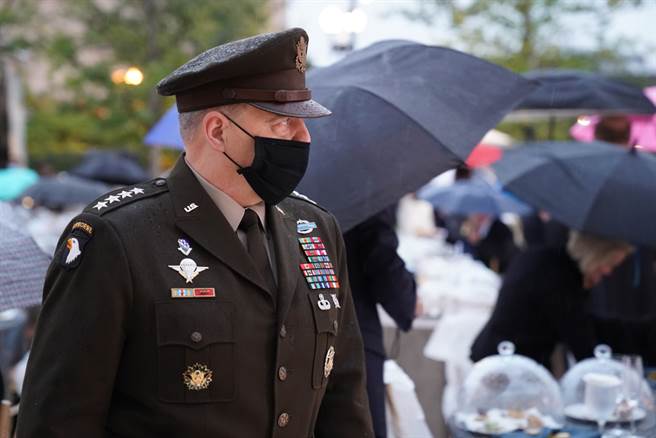 打过追加剂仍确诊 美参谋首长联席会议主席密利远距工作。(图/达志影像)